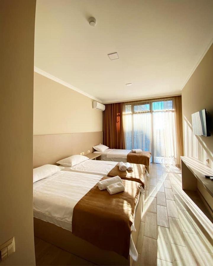 Hotel Tesa Gonio Exterior photo